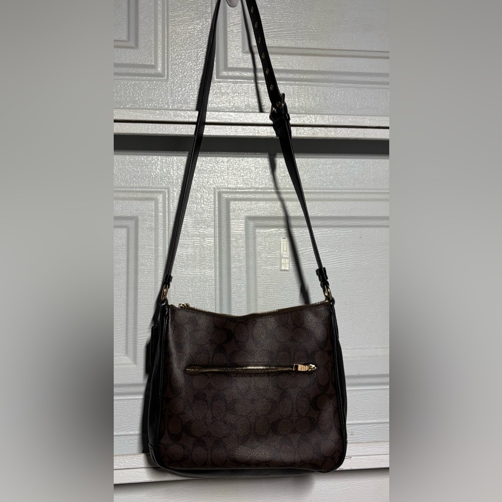 Coach Dark Brown Signature Shoulder Bag with Gold Hardware - Picture 2 of 10